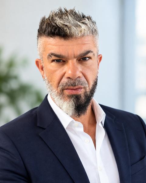 Photograph of Dr Zafer Bekiroğulları
